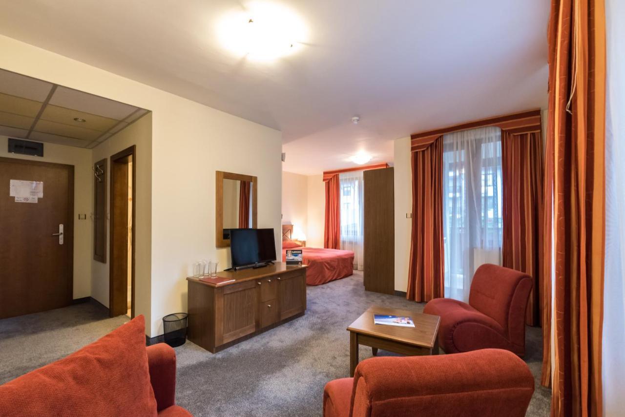 Evelina Palace Hotel バンスコ エクステリア 写真